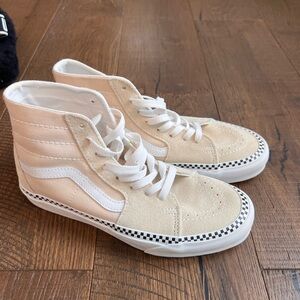 Women’s High Top Vans Size 8